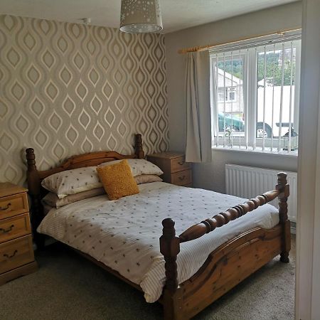 En-Suite Bedroom In A Quiet Bungalow Porthmadog Zewnętrze zdjęcie