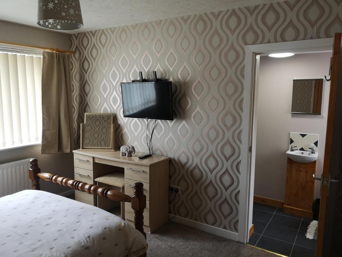 En-Suite Bedroom In A Quiet Bungalow Porthmadog Zewnętrze zdjęcie